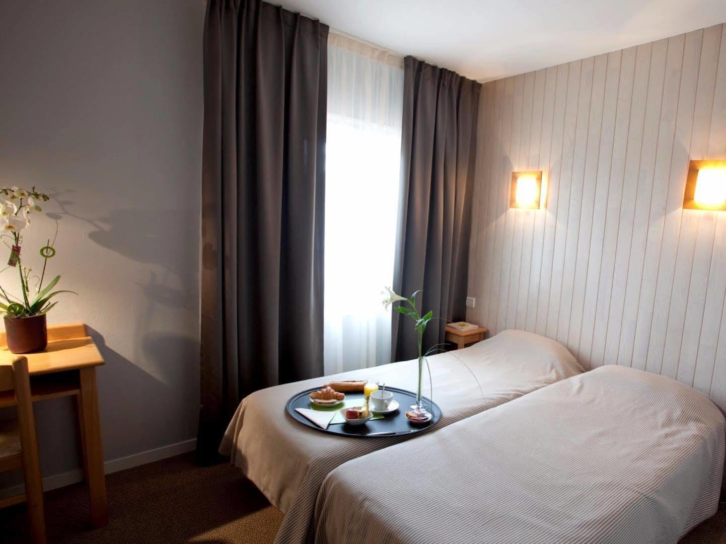 Logis Hotel Le Relais Бискаррос Экстерьер фото