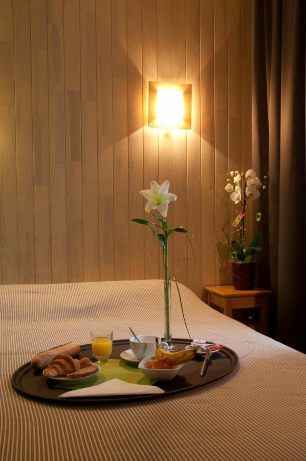 Logis Hotel Le Relais Бискаррос Экстерьер фото
